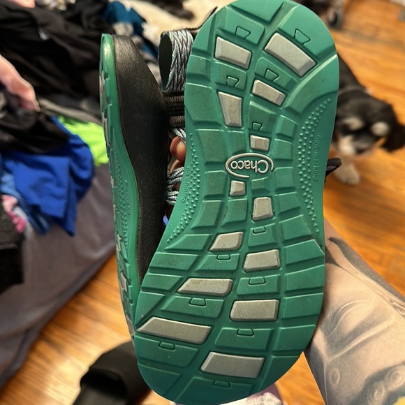 Big kids 4 or women’s 5.5 Chaco Z x 2 classic - Picture 4 of 7